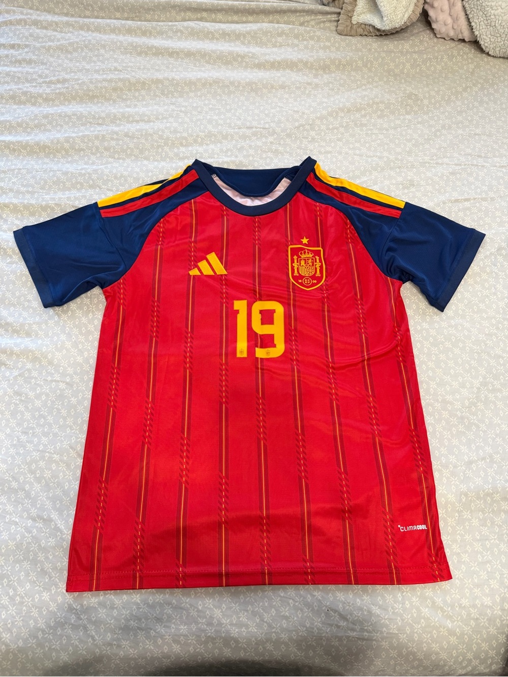Adidas Lamine Yamal Spain #19 Soccer Jersey Replica Fifa World Cup 2026